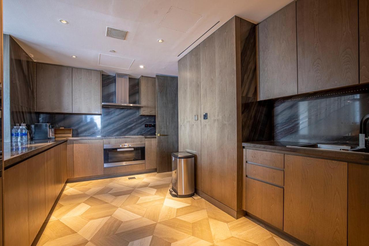 Five Palm Jumeirah 2Br Luxury Penthouse , Full Marina See View With Private Pool Dubai Esterno foto